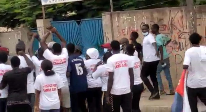 46FC4607-BD14-41C1-B085-B5E4CEA3EA91