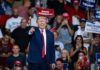 Trump traite Biden d’«ennemi de l’État» et dénonce une chasse aux sorcières publiquement
