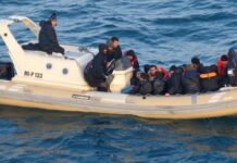 Près de 80 migrants, dont des enfants, secourus dans la Manche