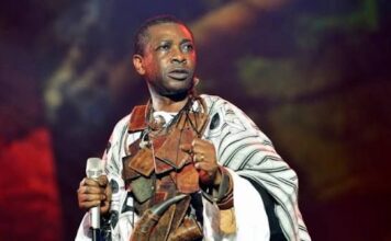 Youssou Ndour couronné du Grand Prix Sacem 2025 pour « Éclairer le monde »